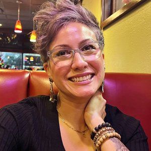 Meet your Posher, Christina